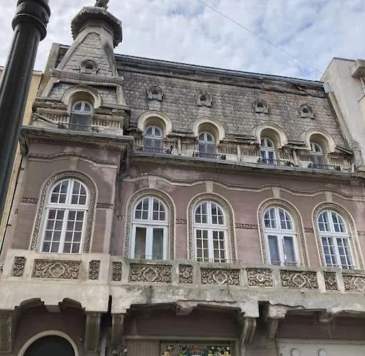 Center アパート *