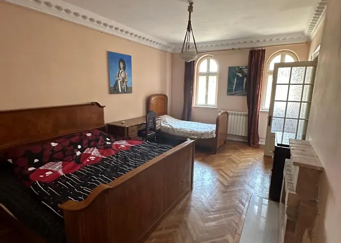 Center * コンスタンツァ