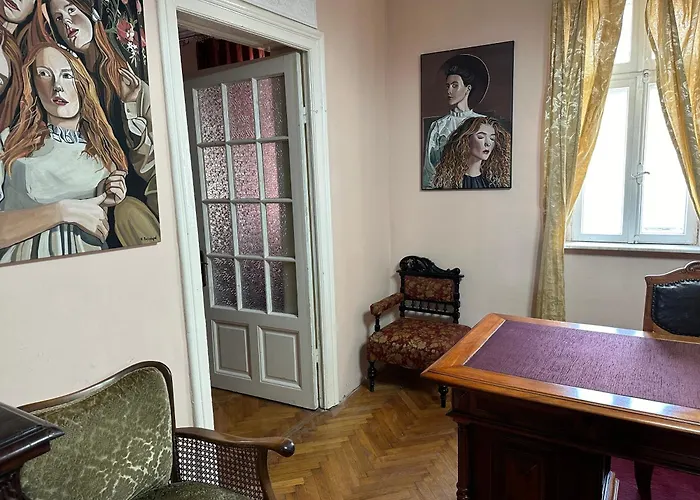 アパート Center *