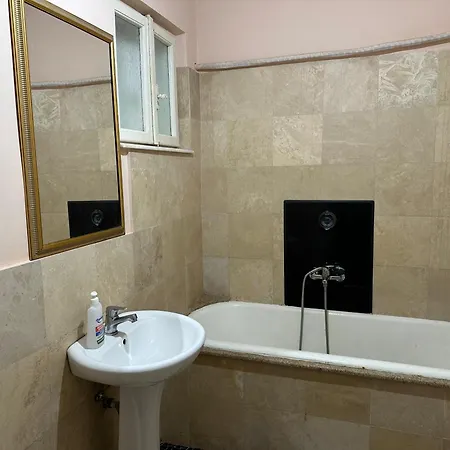 Center Apartment